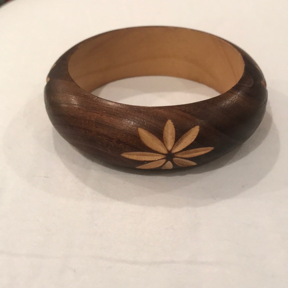 Carved, Wooden bangle bracelet